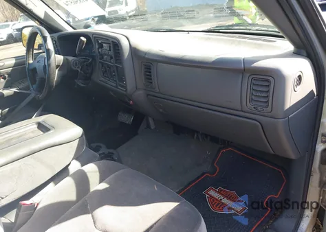 2004 GMC Sierra 1500 Sle z USA, uszkodzony, nr VIN 1GTEK14T04Z136169